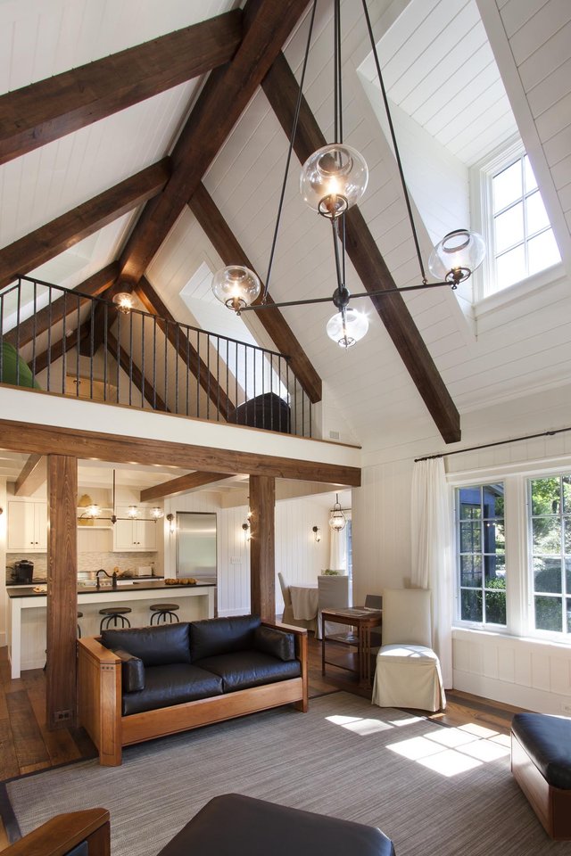 Garden Cottage vaulted ceilings with large beam construction