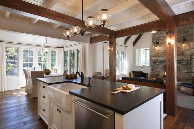 Garden Cottage kitchen with farm sink island