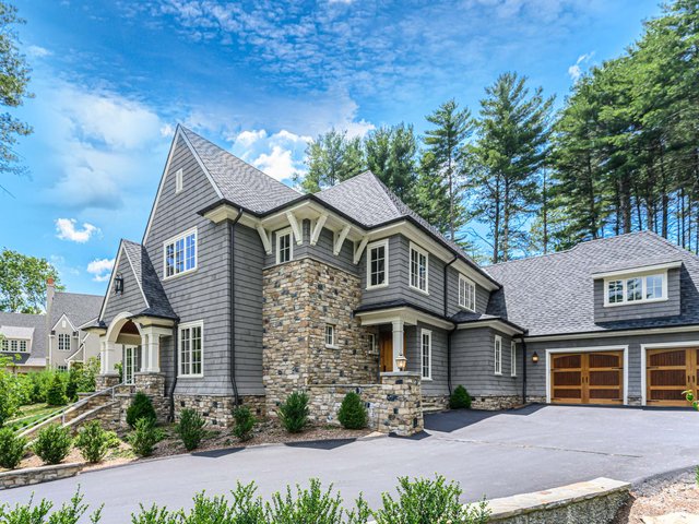 Brookline Manor exterior side view