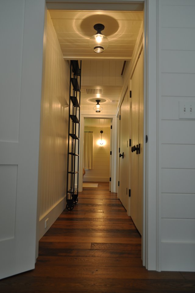 Garden Cottage hallway