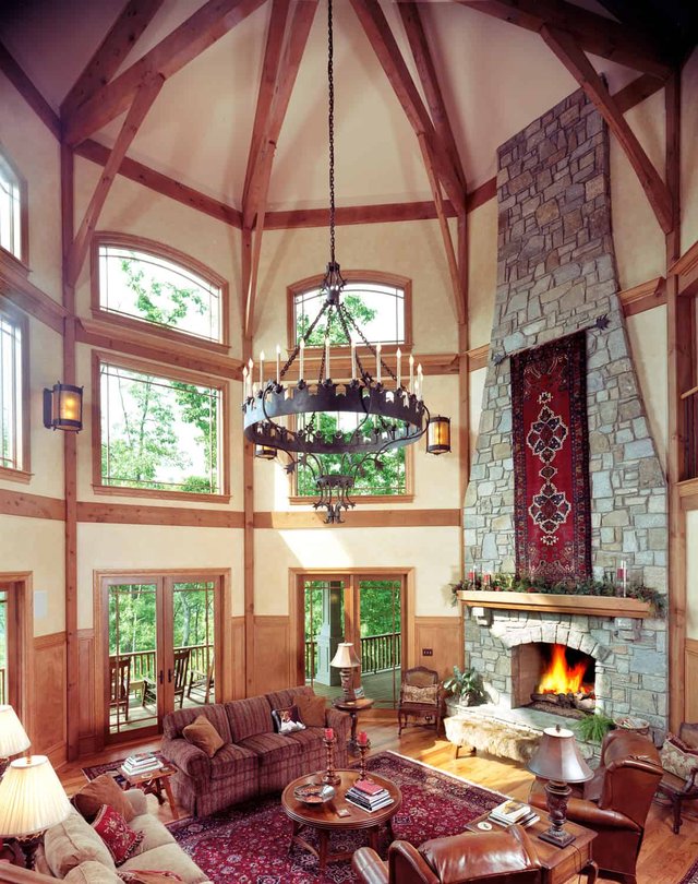 Lakeside Beauty Living Room with Vaulted Ceilings