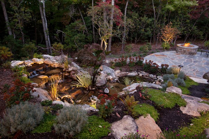 Piney Knoll Paradise Water Feature