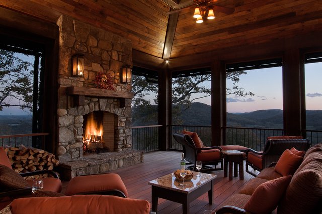 Raven Cliff Screened In Porch with Fireplace