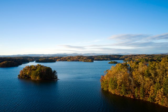 Anthracite Lodge lake view