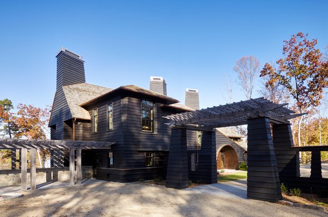 Anthracite Lodge exterior view