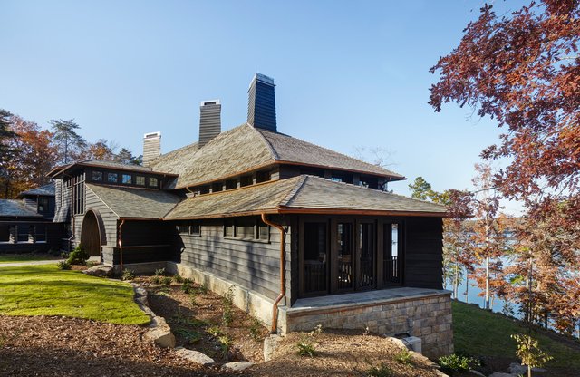 Anthracite Lodge exterior side view