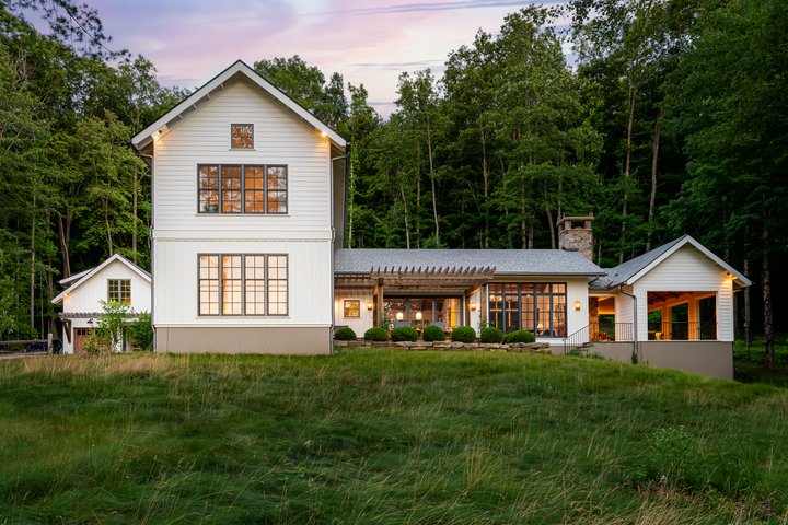 Modern Farmhouse Exterior