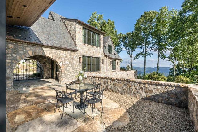 Town Mountain Ranch Patio Overlooking Blue Ridge Mountains