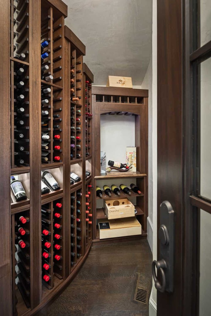 Villa Bella Vista Wine Cellar