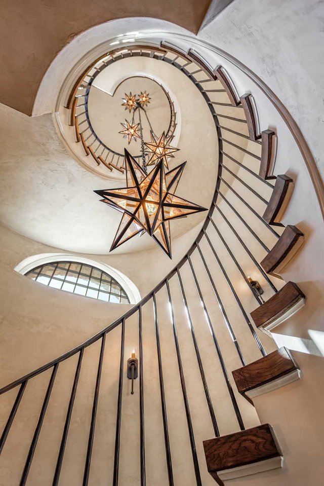 Vista Bluff Spiral Staircase